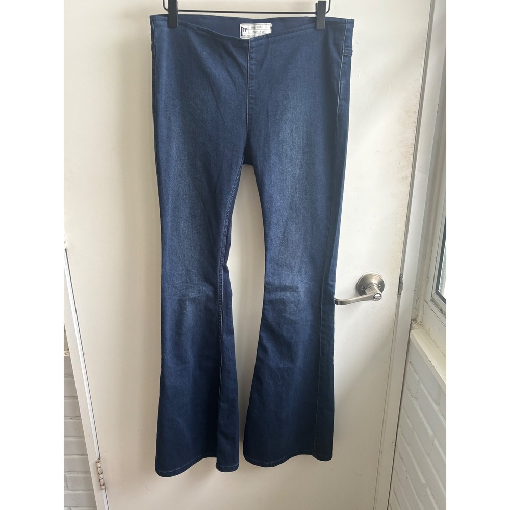 Free People Penny Pull On Flare Jeans size 28 boho retro hippie Festival - Picture 2 of 8
